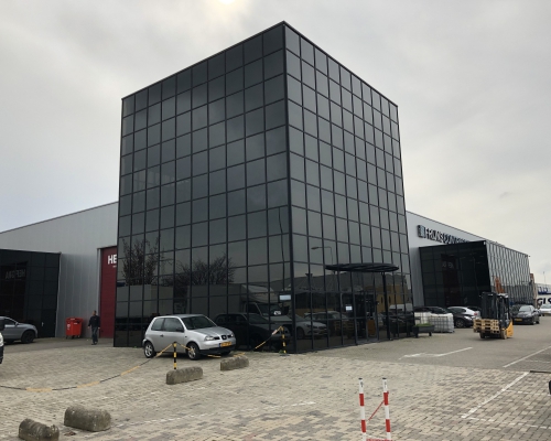 Elsloo, Business Park Stein 421 bij Beckers Bedrijfsmakelaars