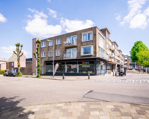 Landgraaf, Sun-Plein 48 bij Beckers Bedrijfsmakelaars