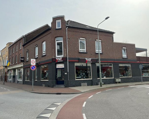 Kerkrade, Sint Pieterstraat 59 bij Beckers Bedrijfsmakelaars